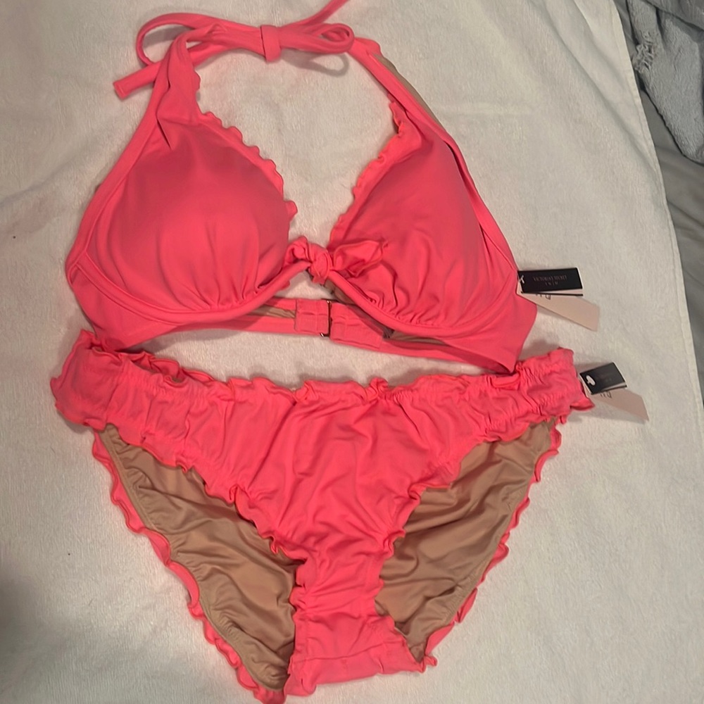NWT Victorias Secret ruffle bikini 36C/XL